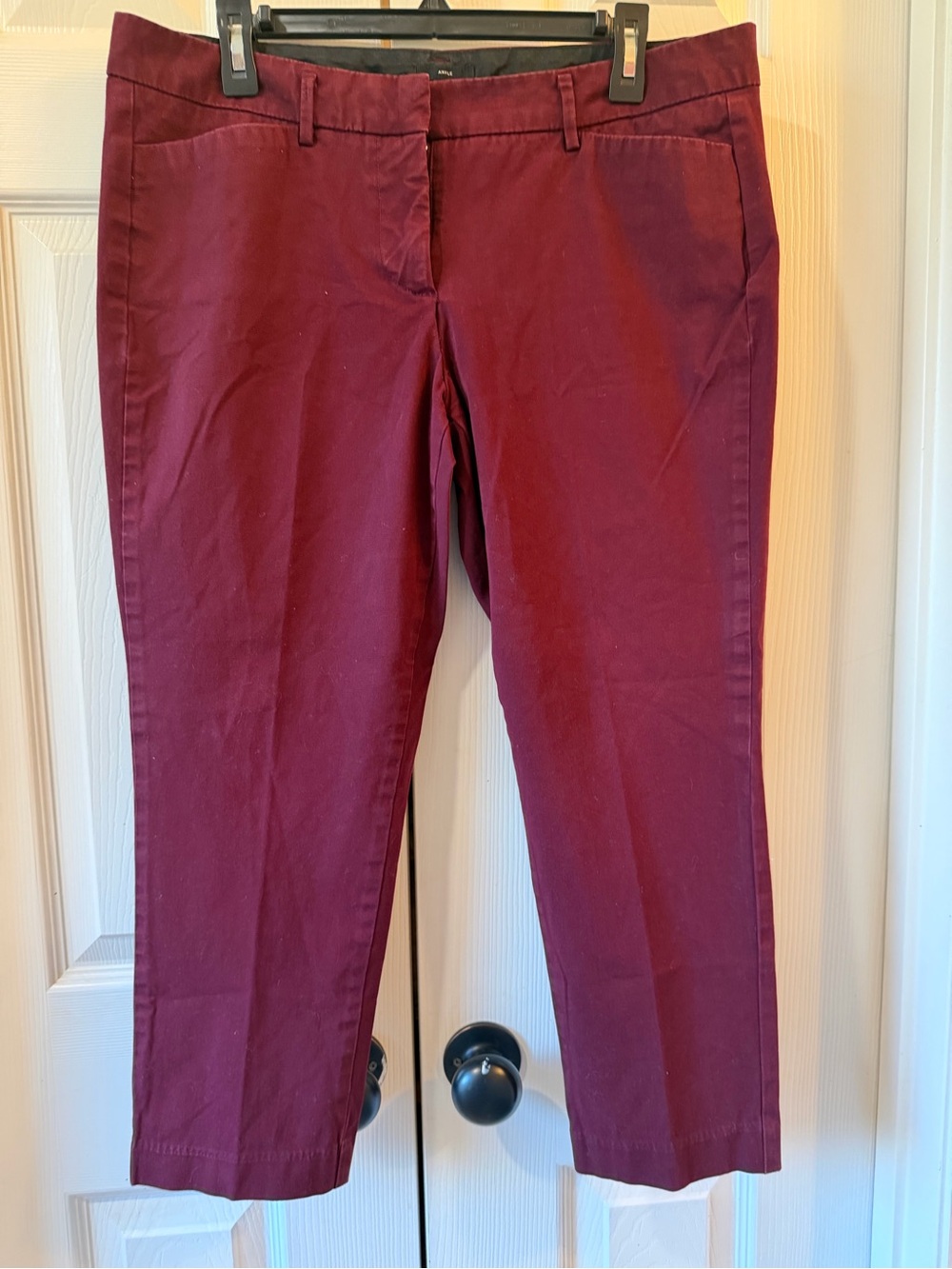 Worthington Burgundy Cropped Stretch Chino size 12p